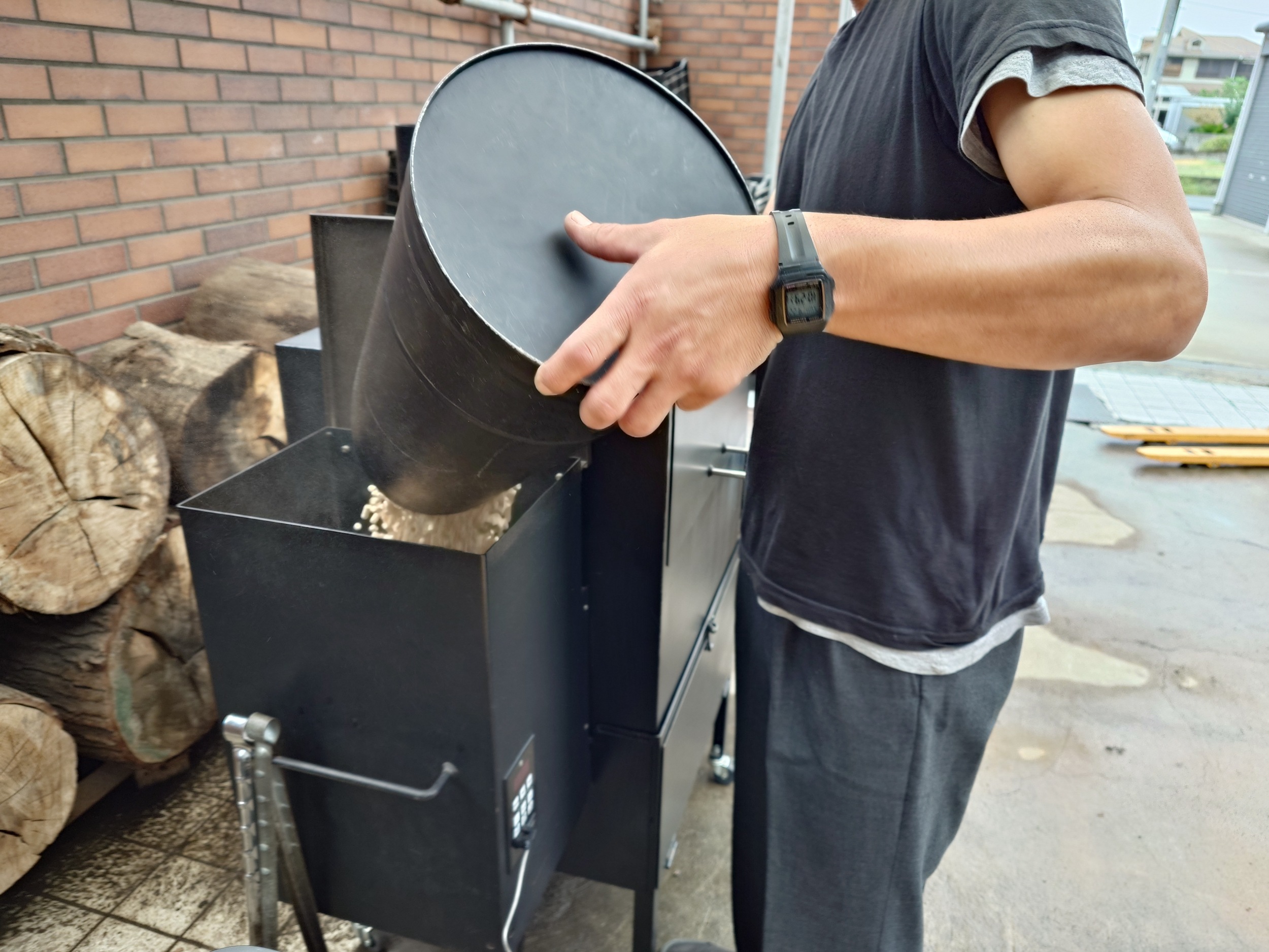 学園祭・文化祭での焼き芋販売の様子