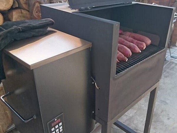 焼きいーもん 本体外観 — 保温庫付き架台セット